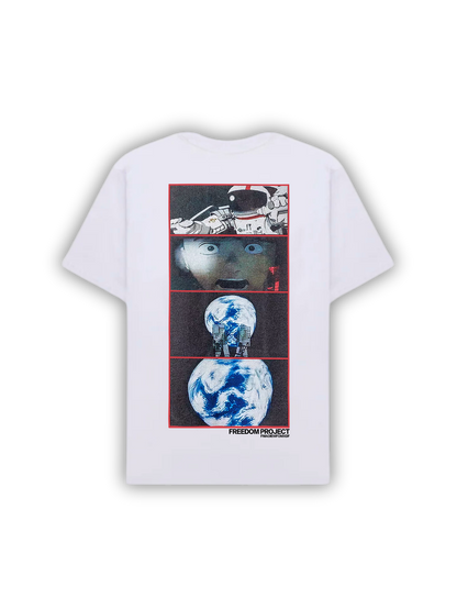 Camiseta Oversized Astronauta - Estampa Sci-Fi e Cyberpunk